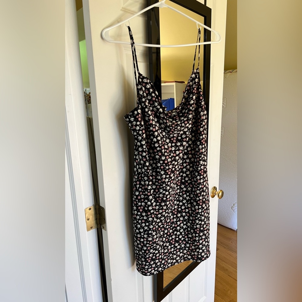 tank dress crepe material, lined, black floral